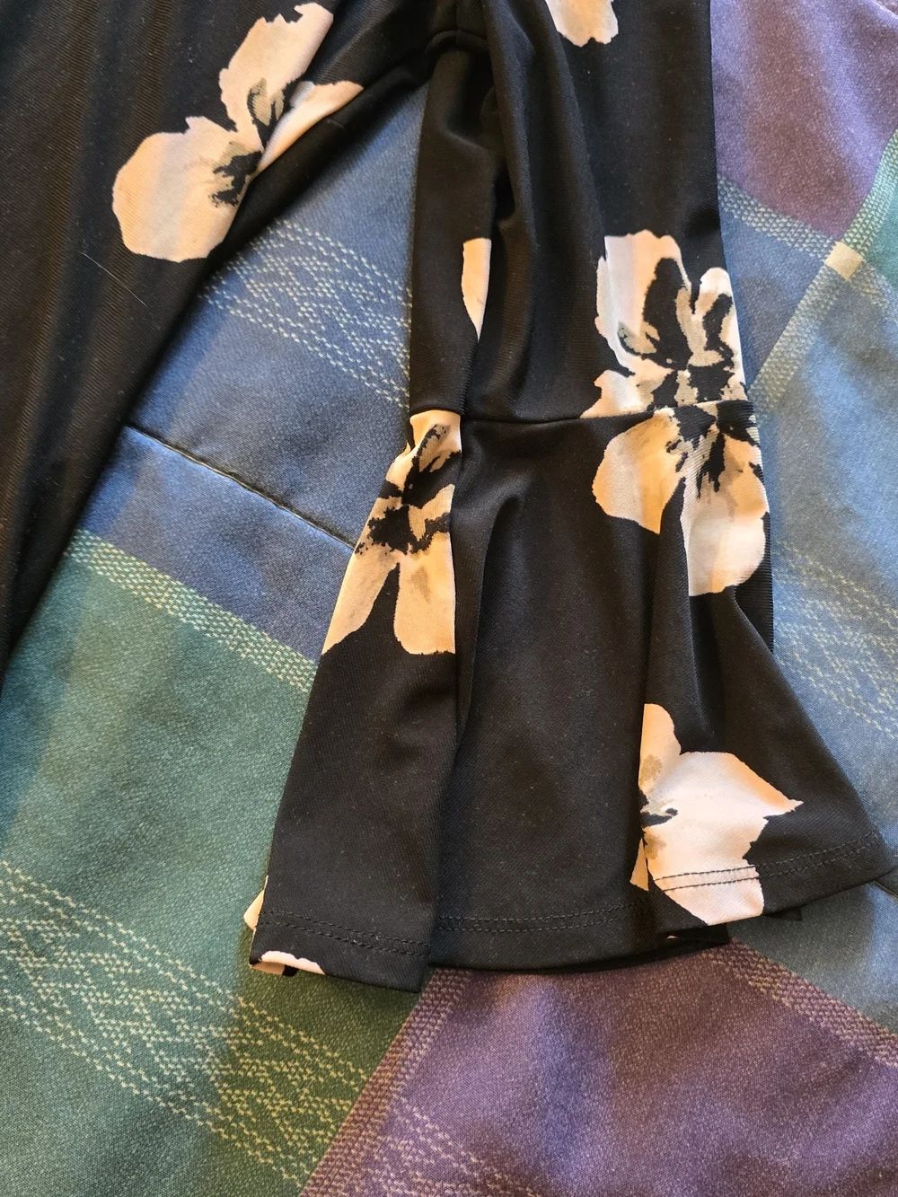 Tommy Hilfiger Floral Bell Sleeve A-Line Dress Size 4 NWT - Picture 9 of 10